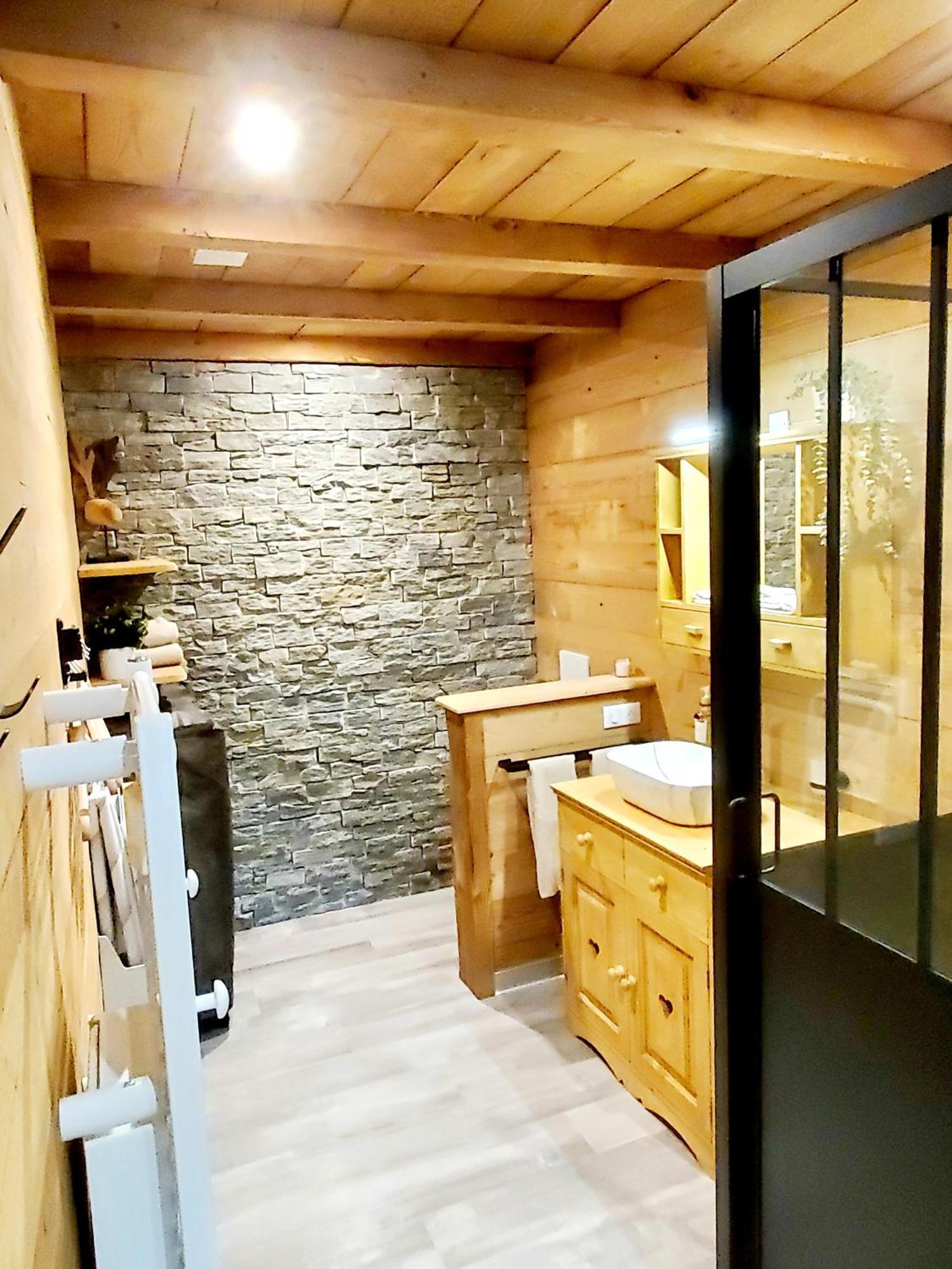 Del Vino Bar A Vin & Guitares Appartement Sauna Terrasse Garage Orchamps-Vennes Kültér fotó