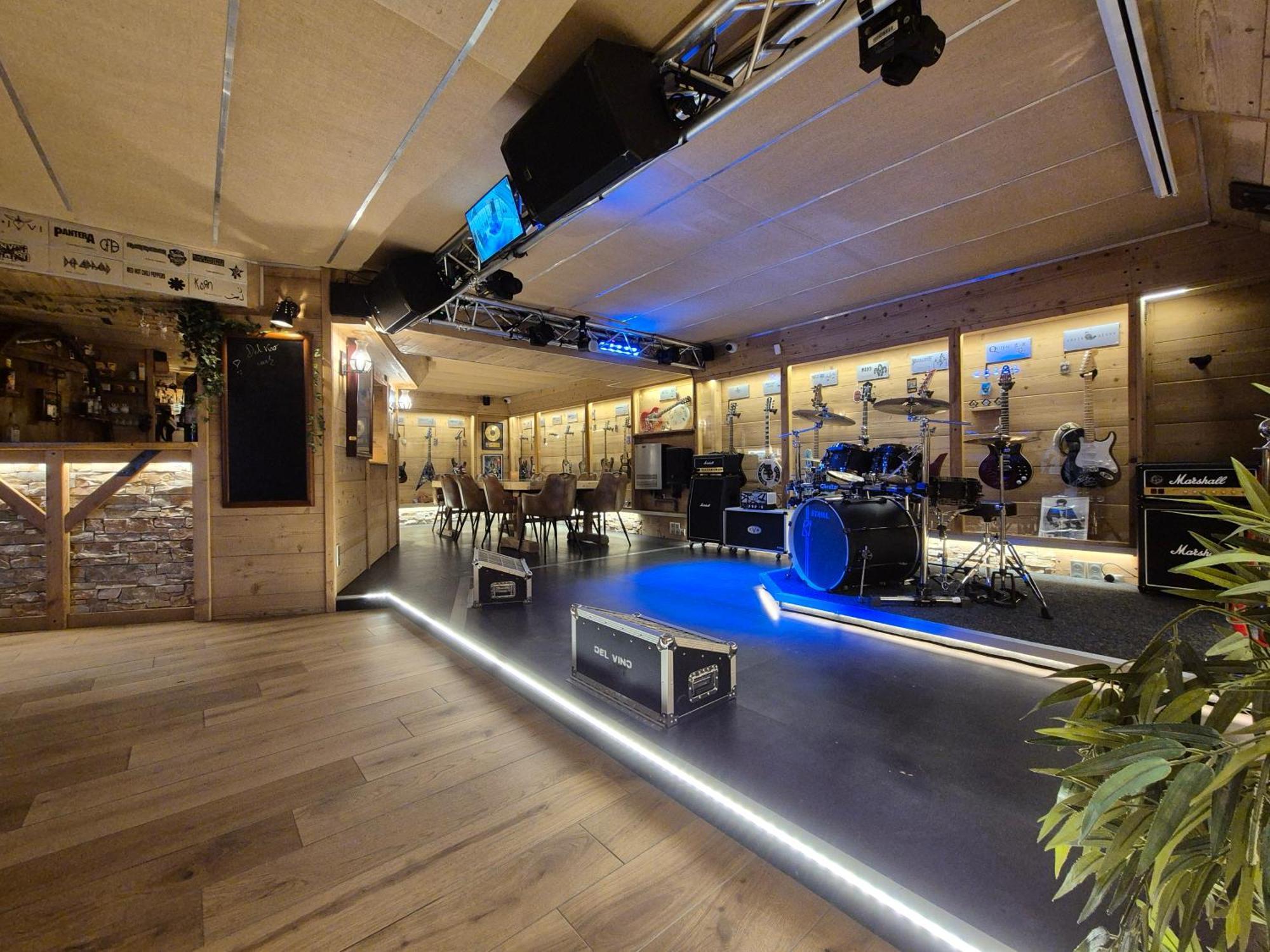 Del Vino Bar A Vin & Guitares Appartement Sauna Terrasse Garage Orchamps-Vennes Kültér fotó